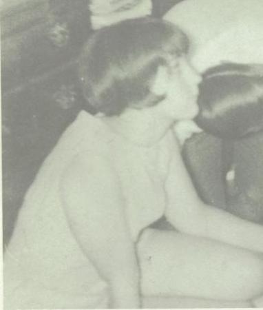 Gloria McConnell's Classmates profile album