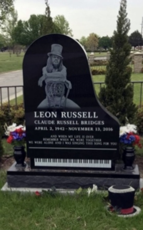 Leon Russell’s Grave 