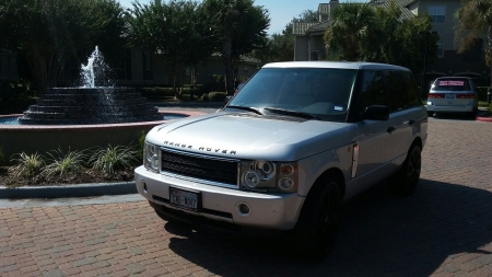 Richard's Range Rover at South Shore