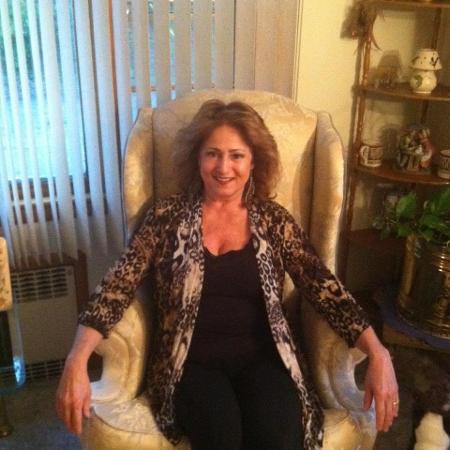 Linda Pezzullo's Classmates® Profile Photo