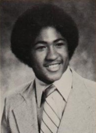 Kevin Lewis' Classmates profile album