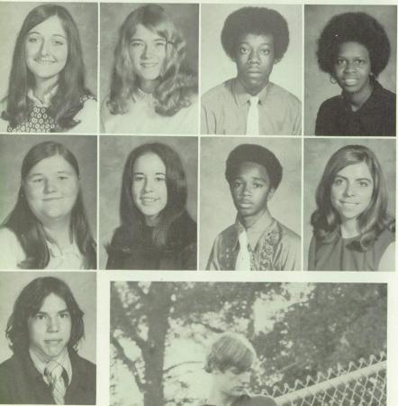 Carolyn Young's Classmates profile album