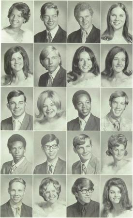 Lynda Michaelski's Classmates profile album