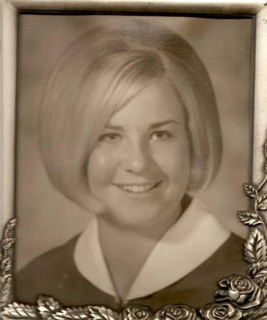 Vicki Mullis' Classmates profile album