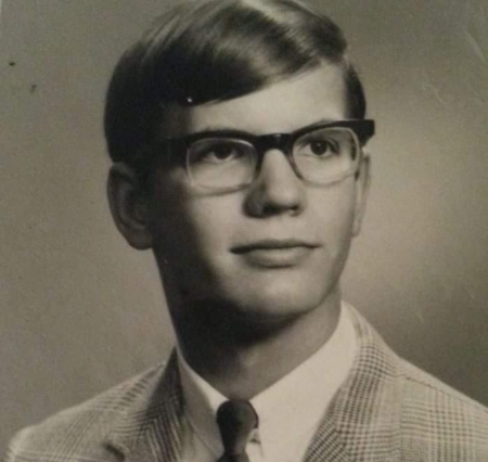 Larry Reynolds' Classmates profile album