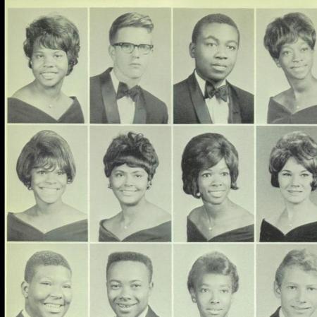 carolyn eagles' Classmates profile album