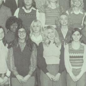 Cynthia Desberg's Classmates profile album