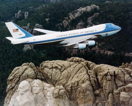 Air Force 1 fly over Mt. Rushmore