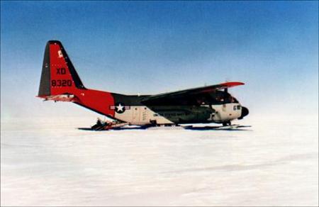 C130 in Antarctica  USN  Squadron VXE-6