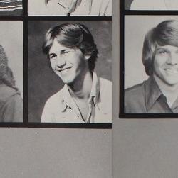 Lee Robertson's Classmates profile album