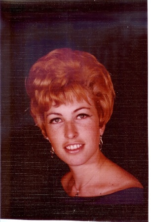 Delores (Dee) Rush Roberts' Classmates profile album