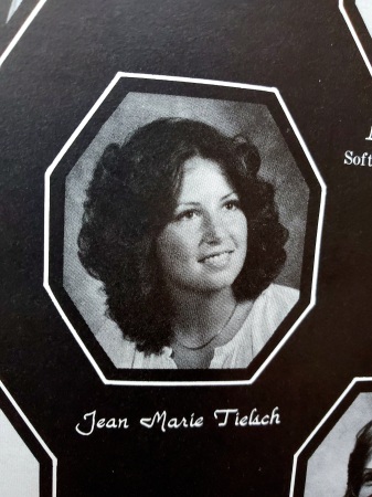 Jeannie Fox Craig's Classmates profile album