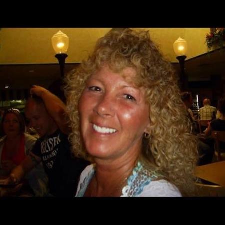 Cindy Huff's Classmates® Profile Photo