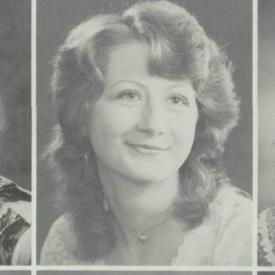 Laurel Lee Hamilton's Classmates profile album