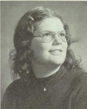 Roberta Desantis' Classmates profile album