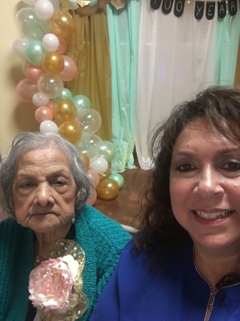 Happy 100 Birthday to my beautiful grandma!