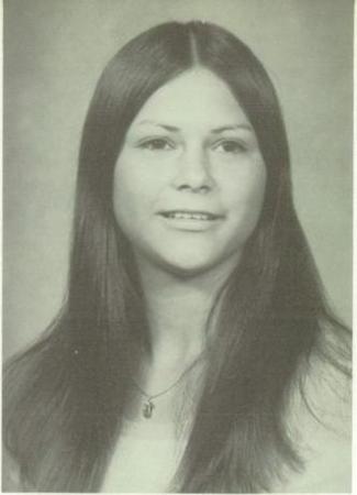 Linda Naylor's Classmates profile album