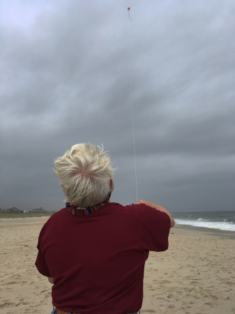 Kite Flying at Westhampton Bch (100818)