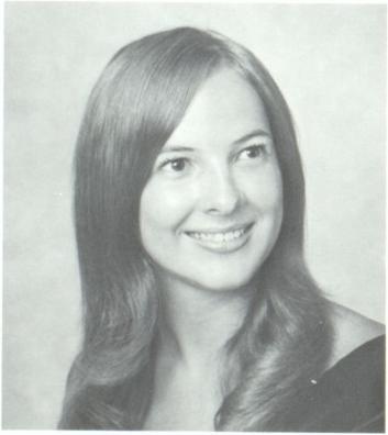 Melodie Davis' Classmates profile album