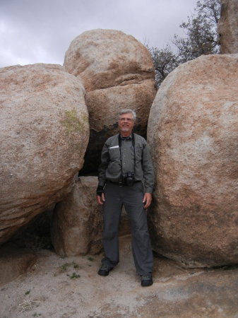 Neat boulders!  Gotta love rocks!