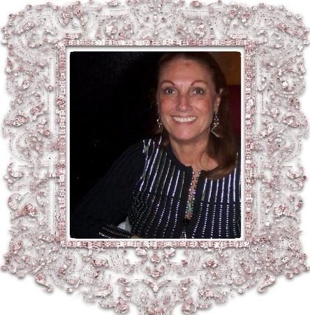 Suzann Cosette's Classmates® Profile Photo