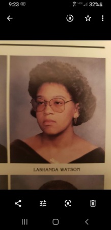 LaShanda Weems' Classmates profile album