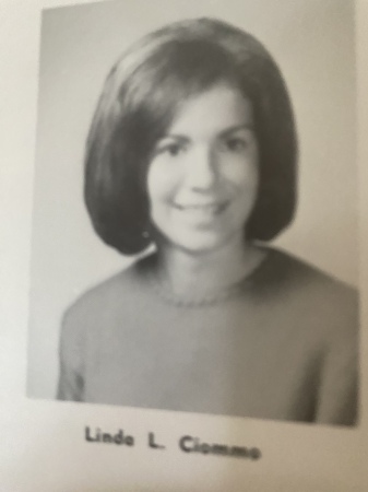 Linda Ciommo's Classmates profile album