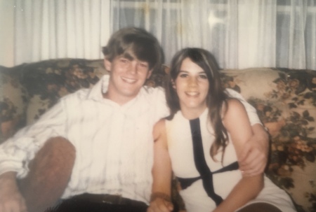 Linda Miller's Classmates profile album