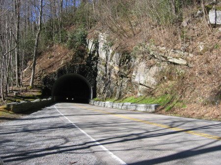 DARK Tunnel!