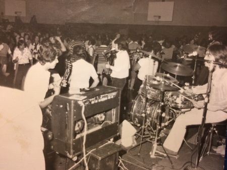 Prism band 1976