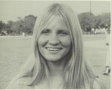 Darlene Gordie's Classmates profile album