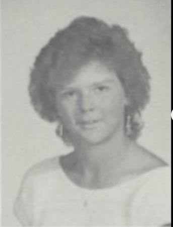 Lynda Ross' Classmates profile album