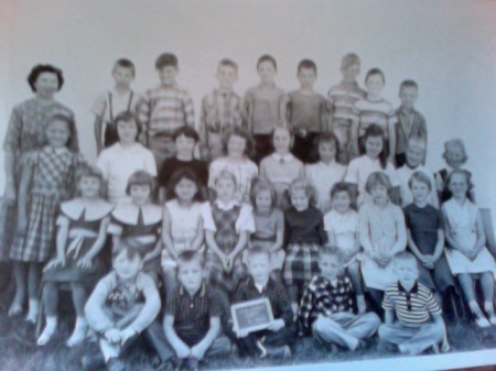 Sahtlam Elementary School before the move to L