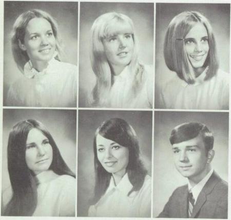 SHELLY (marcus) Juergens' Classmates profile album