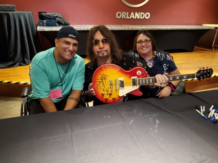 Ace frehley signed Les Paul