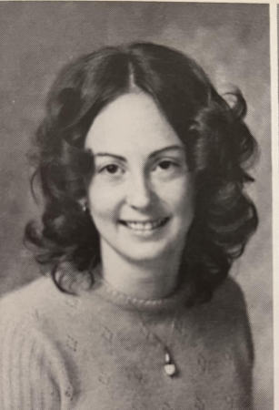 Diane Williams' Classmates profile album