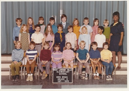 Mrs. Ross' 3rd grade class 1971-72