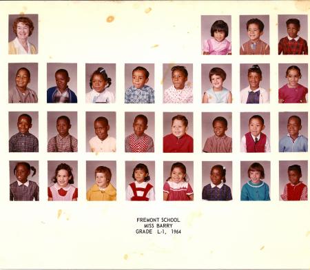 Miss Barry's 1st grade class 1964