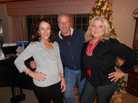 BONNIE, JAY, SARALYN--CHRISTMAS 2011-SAUNDERS