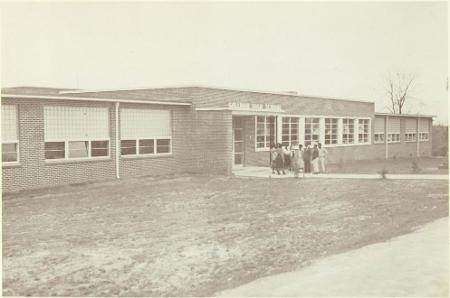 Henrietta Lewis' Classmates profile album