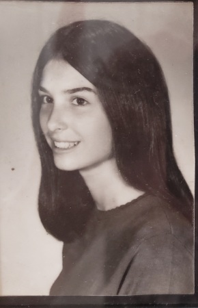 Vickie Hess' Classmates profile album