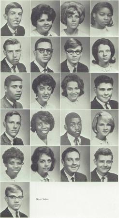 Roger Williams' Classmates profile album