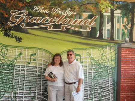 Denny & Linda at Graceland