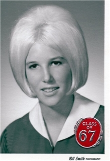 Joan Lunden (Blunden)'s Classmates profile album