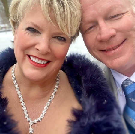 Wedding fun in the snow 