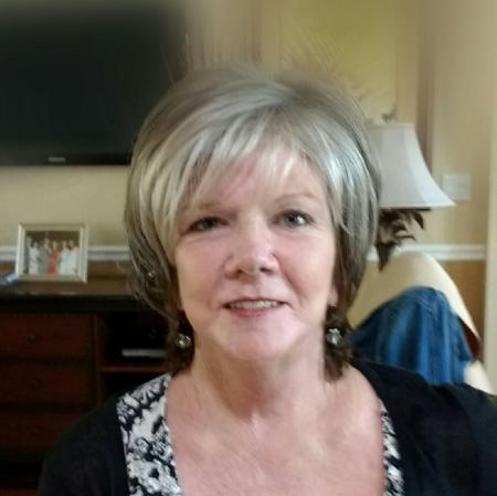 Linda Cunningham's Classmates® Profile Photo