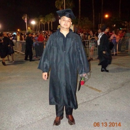 Alejandro Del Fierro Jr's Classmates profile album