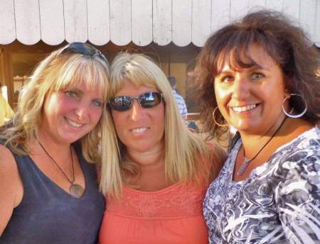 Cindy, Annette and I 2011