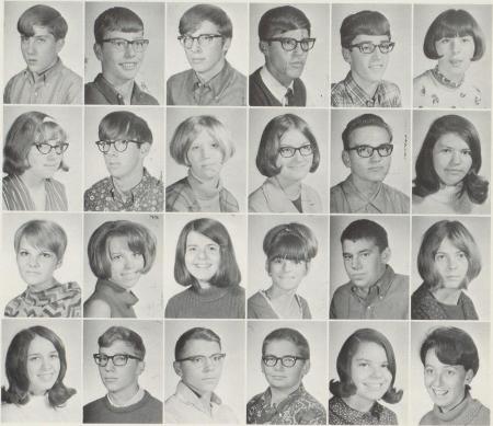 Peggy Roberts' Classmates profile album