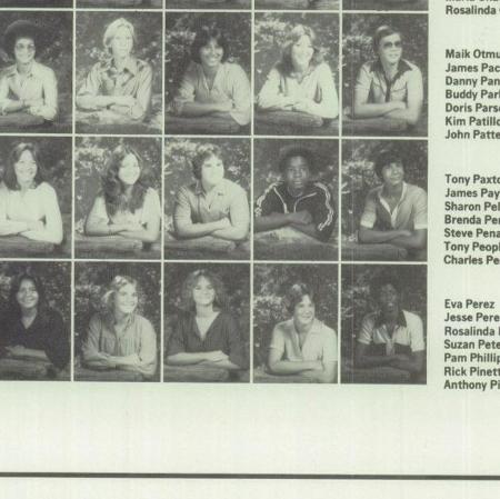 Suzan Ladd (Peterson)'s Classmates profile album